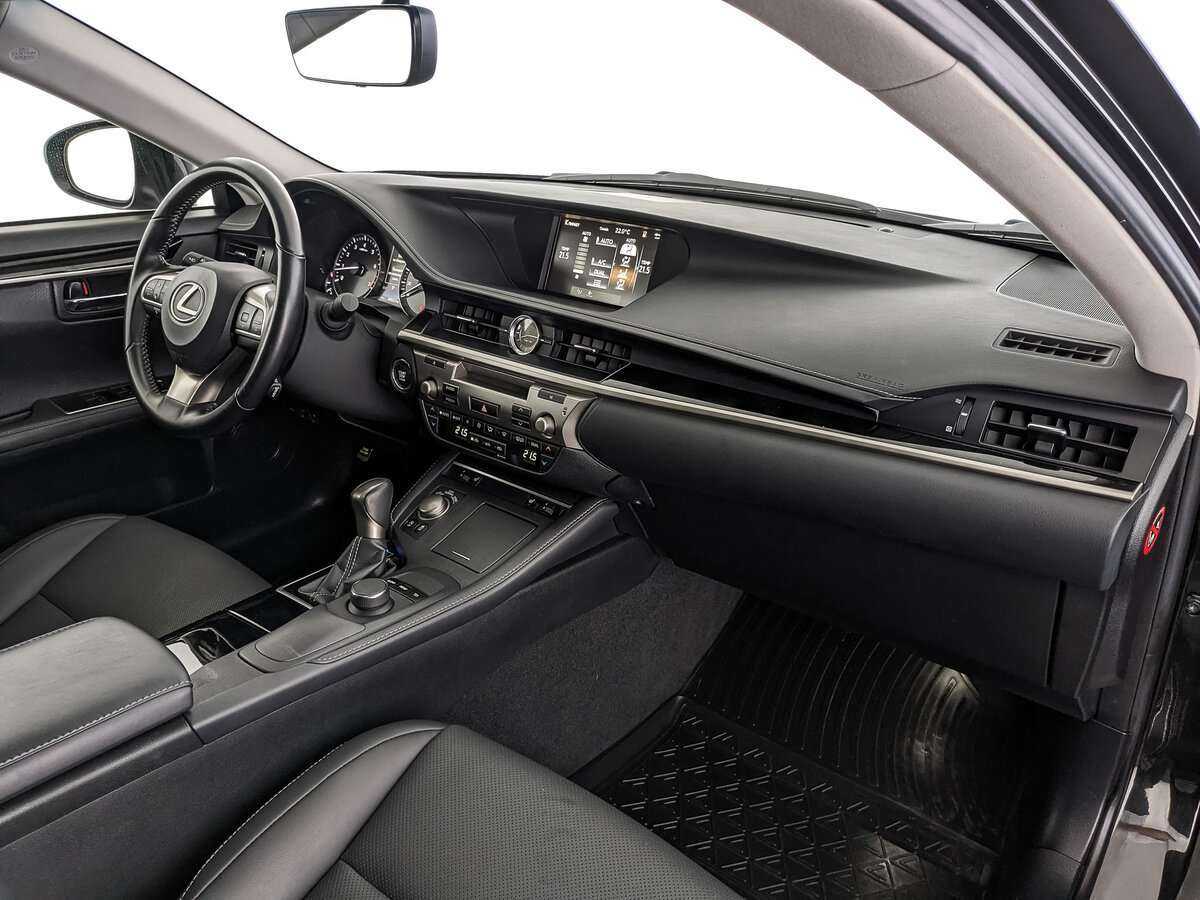 Lexus ES 200, 2018 Фото №9