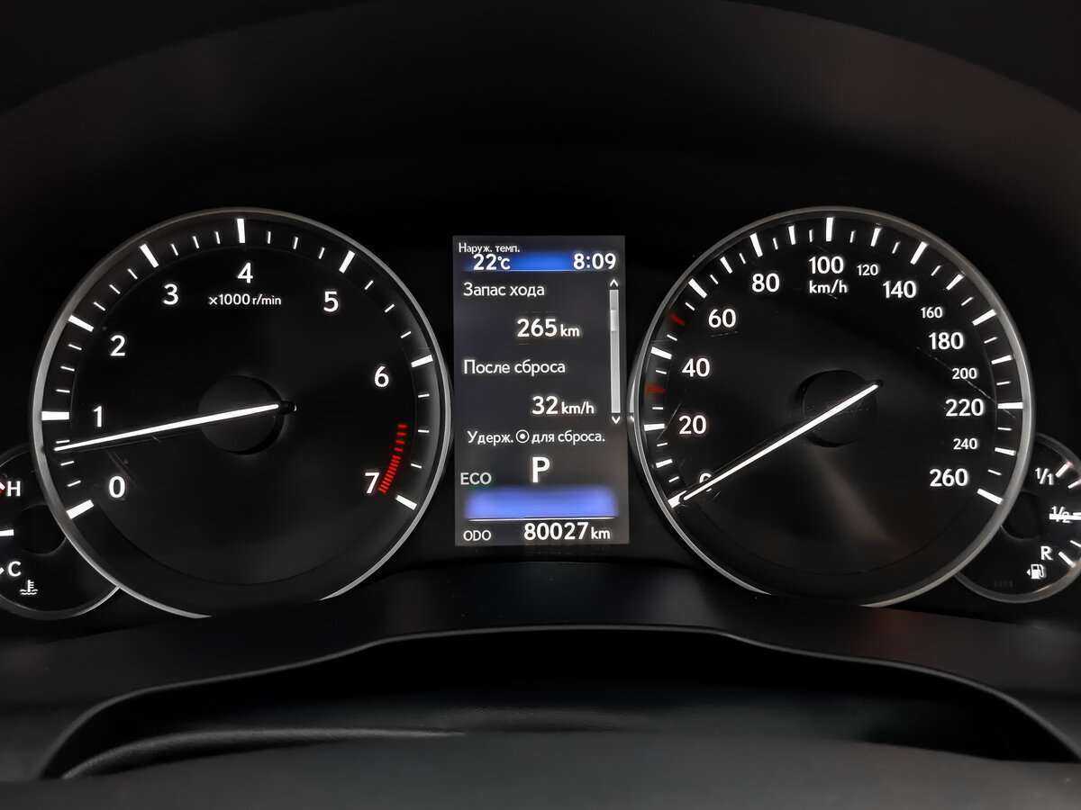 Lexus ES 200, 2018 Фото №12