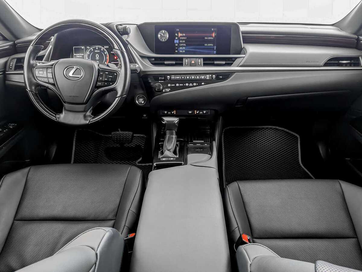 Lexus ES 200, 2020 Фото №12