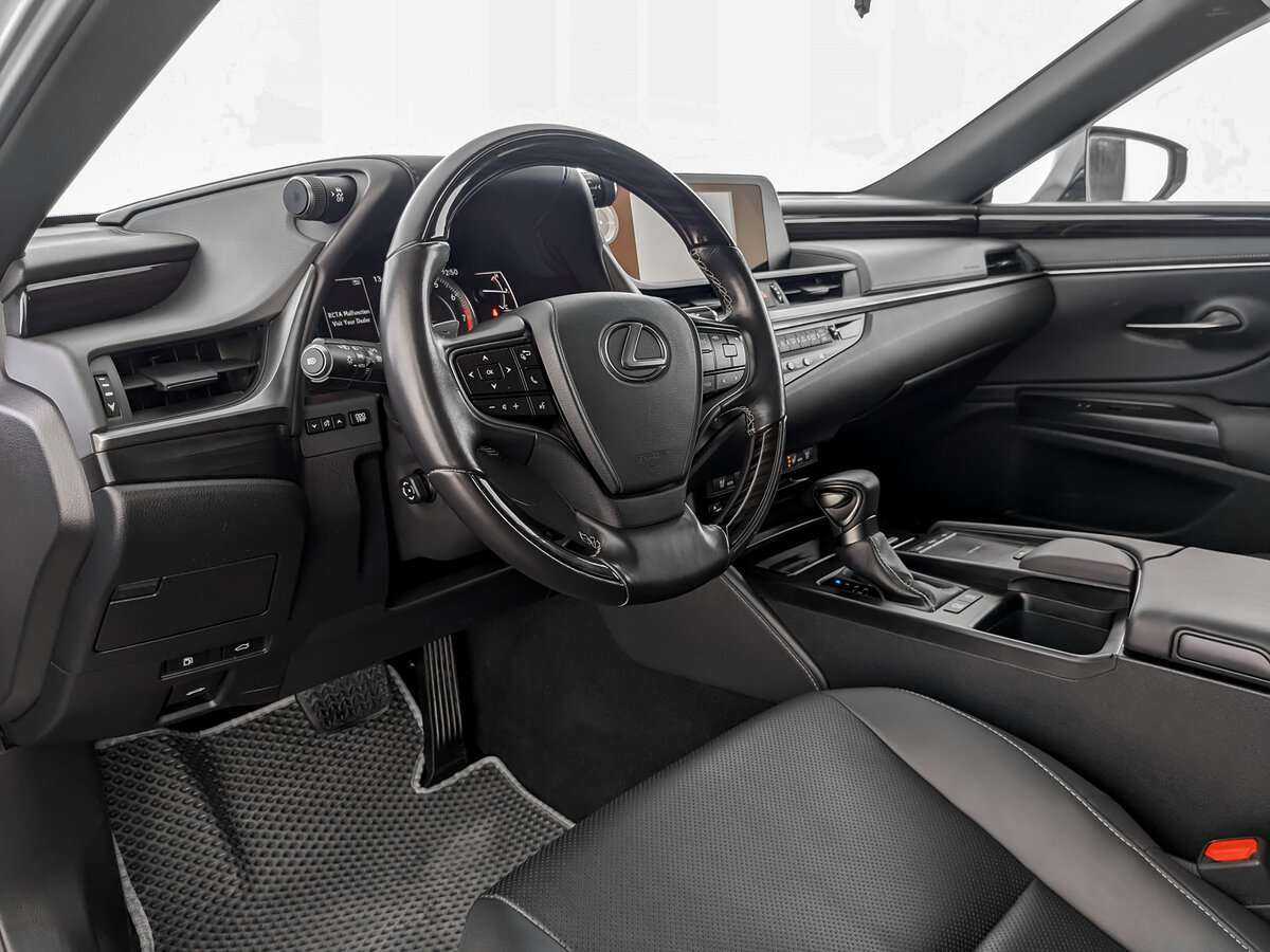 Lexus ES 200, 2020 Фото №14