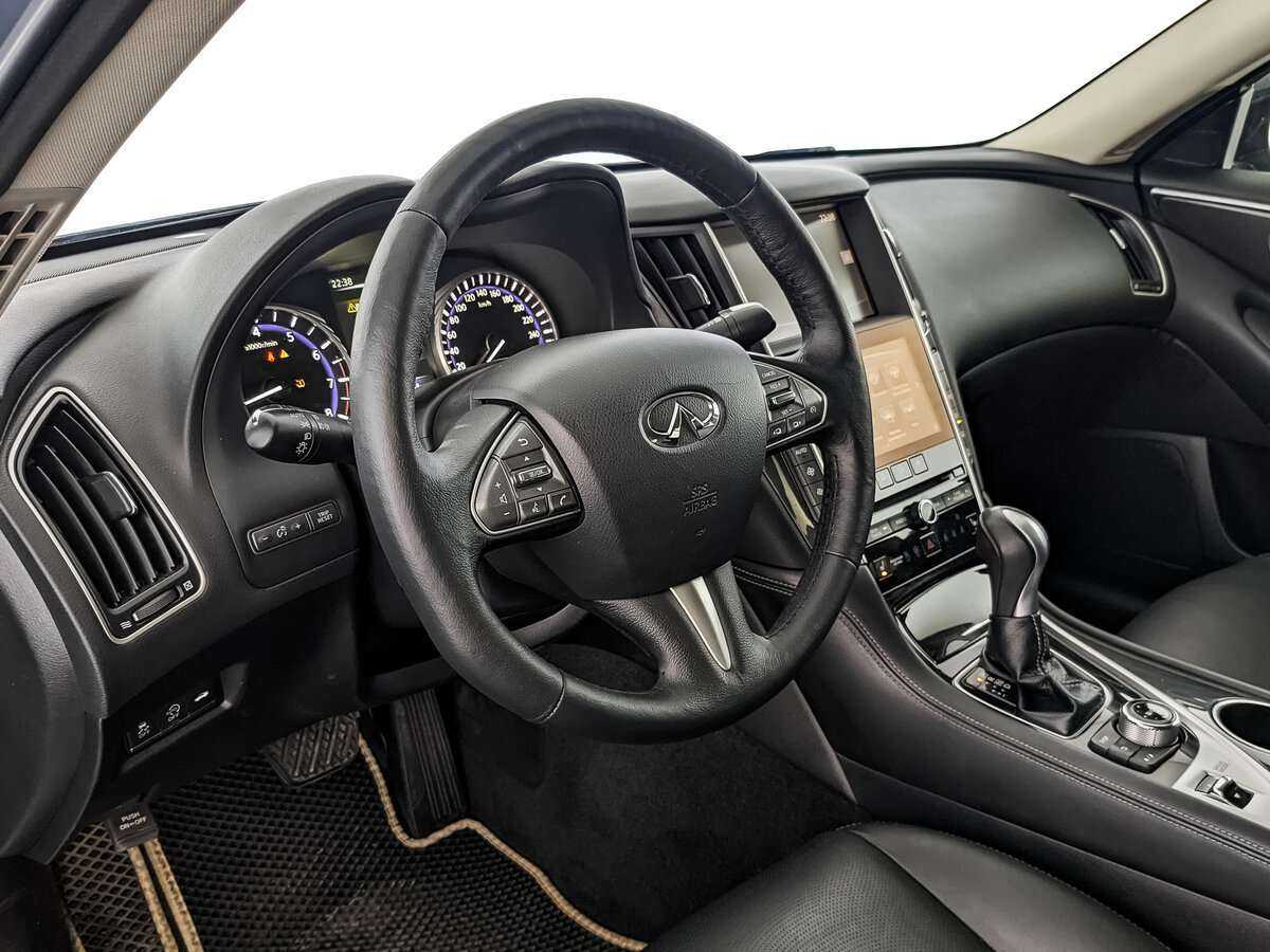 Infiniti Q50, 2016 Фото №11