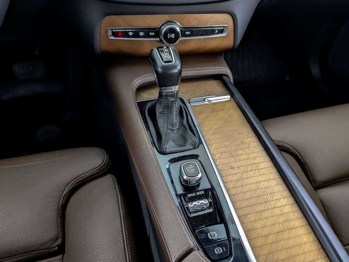 Volvo XC90, 2019 Фото №17
