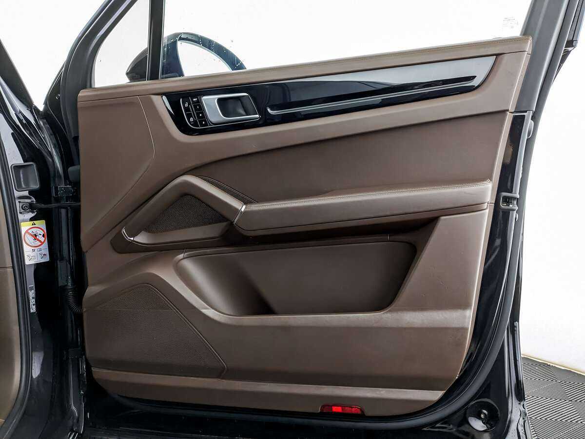 Porsche Cayenne, 2019 Фото №18