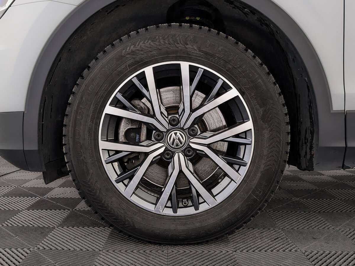 Volkswagen Tiguan, 2020 Фото №12