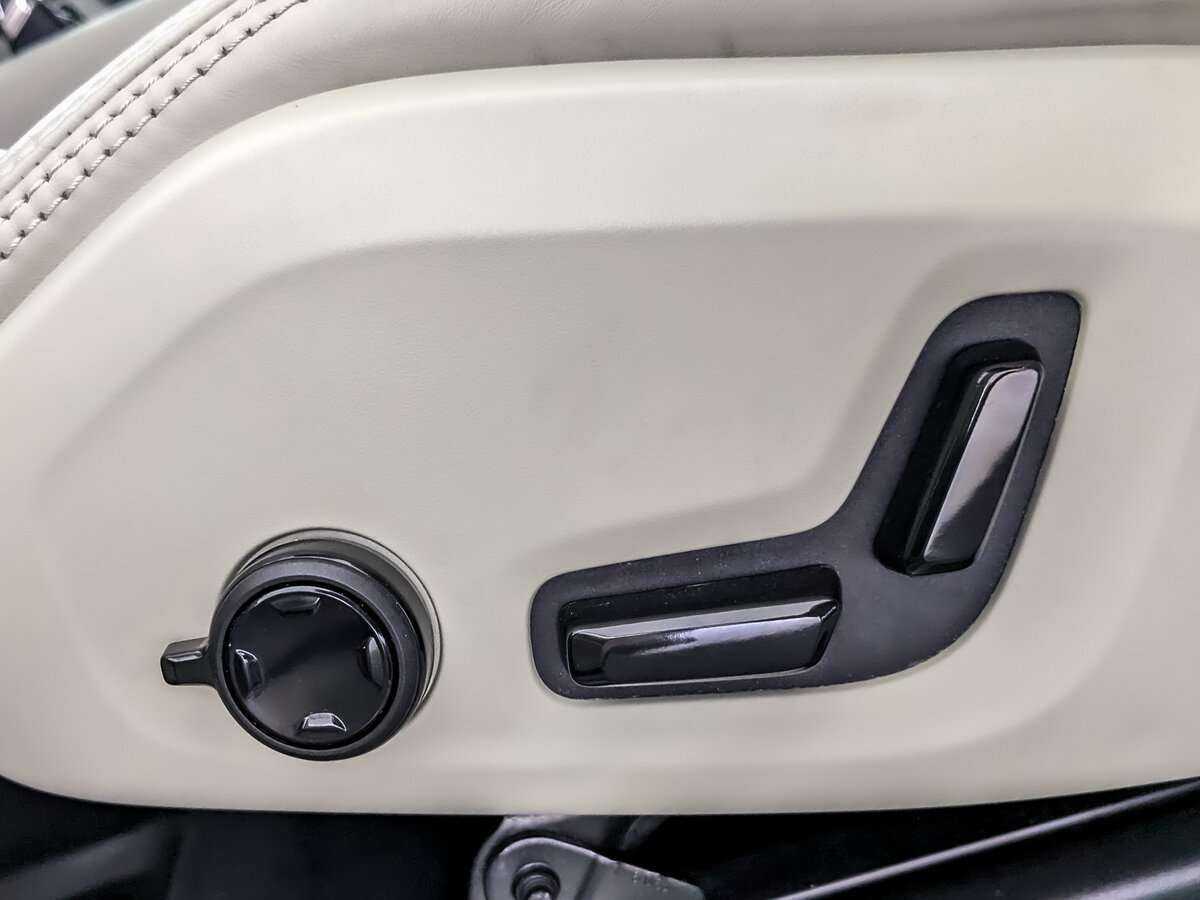 Volvo XC90, 2019 Фото №17