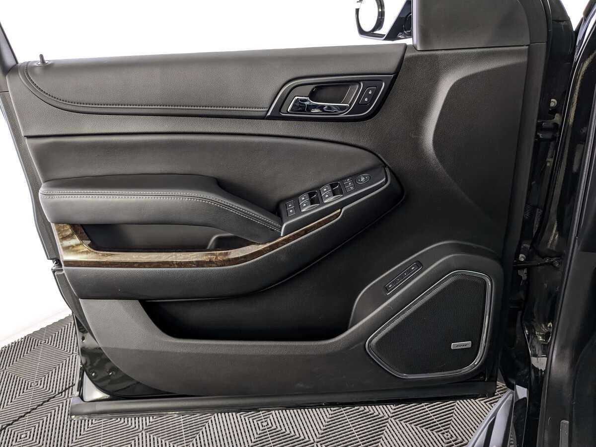 Chevrolet Tahoe, 2020 Фото №18