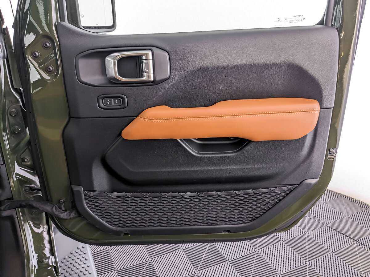 Jeep Wrangler, 2021 Фото №23