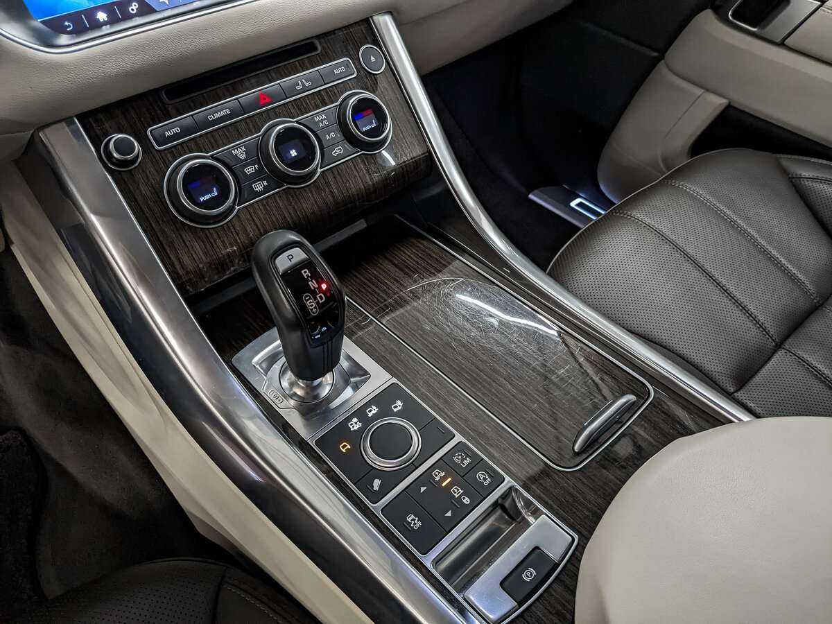 Land Rover Range Rover Sport, 2017 Фото №17