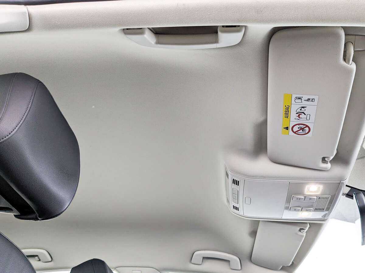 Volkswagen Passat, 2017 Фото №23