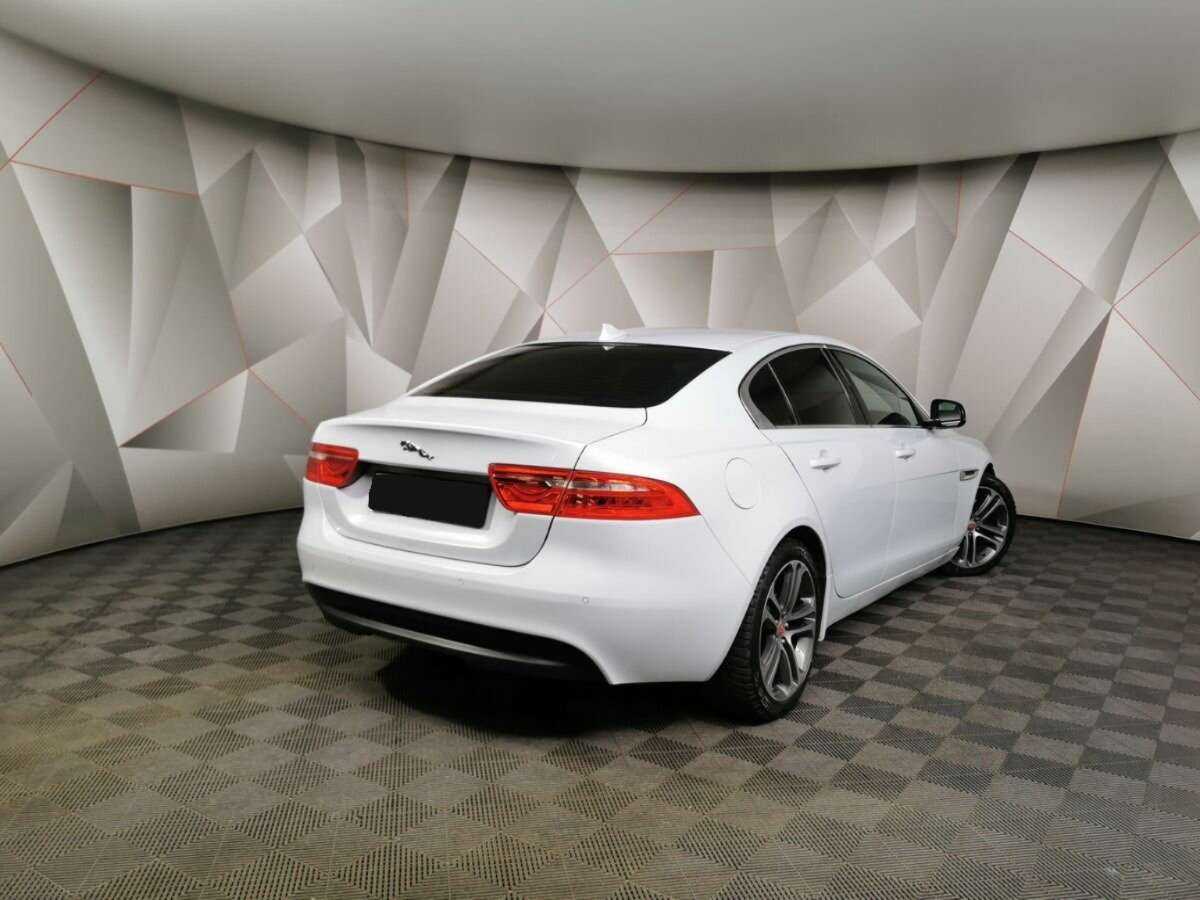 Jaguar XE, 2015 - 166 481 км. | Фото №2