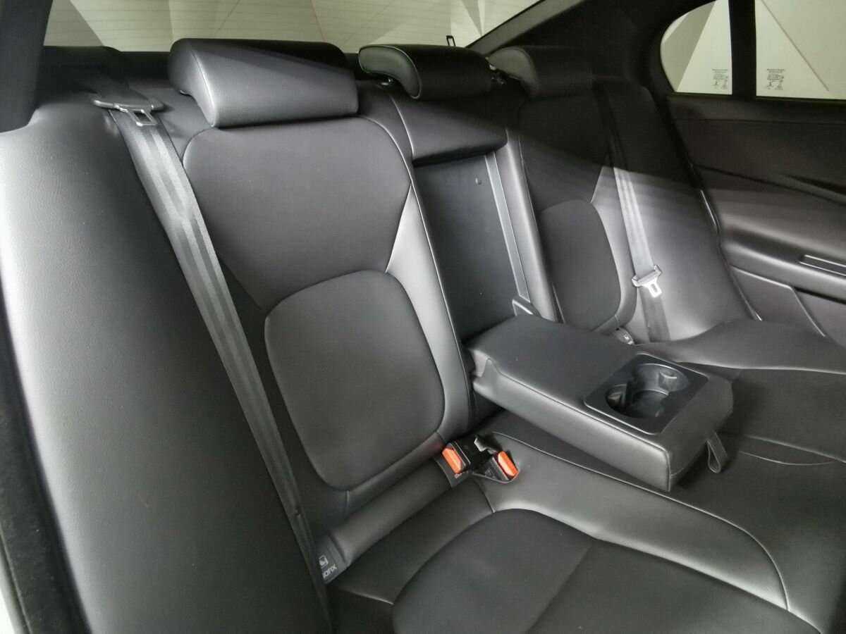 Jaguar XE, 2015 Фото №13