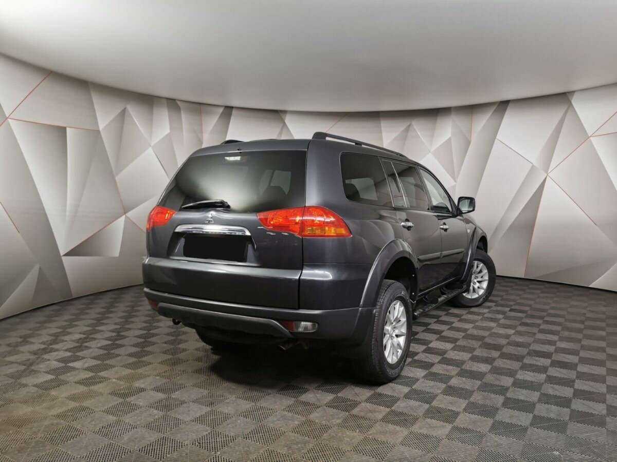 Mitsubishi Pajero Sport, 2011 - 170 879 км. | Фото №2