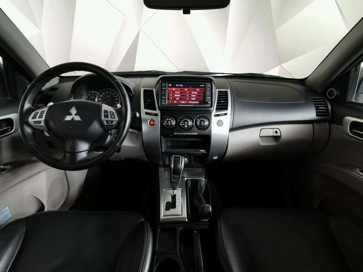 Mitsubishi Pajero Sport, 2011 Фото №10