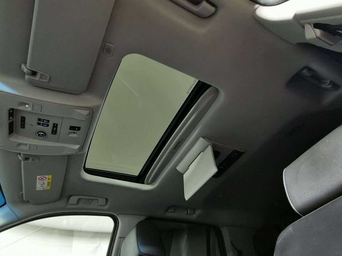 Chevrolet Tahoe, 2017 Фото №18