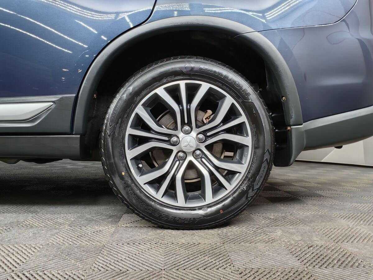 Mitsubishi Outlander, 2018 Фото №17