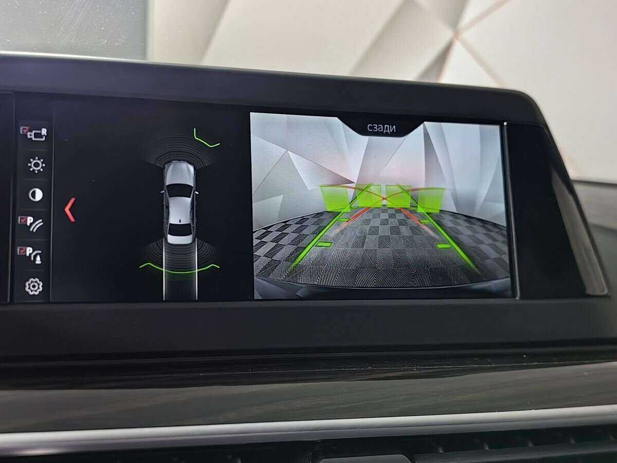 BMW 5 серии 530i xDrive, 2017 Фото №12