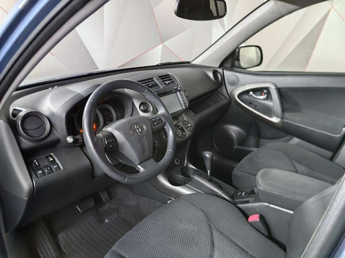 Toyota RAV4, 2011 Фото №14