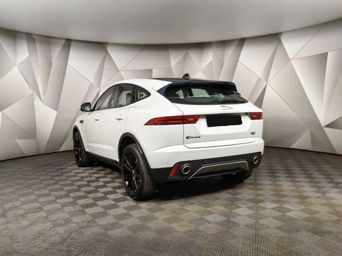 Jaguar E-Pace, 2018 - 145 886 км. | Фото №4