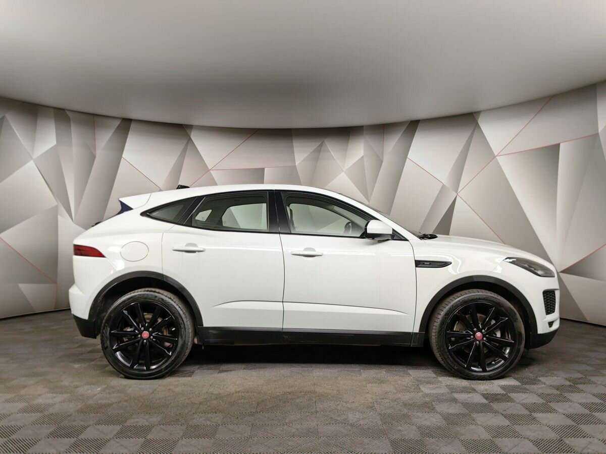 Jaguar E-Pace, 2018 - 145 886 км. | Фото №6