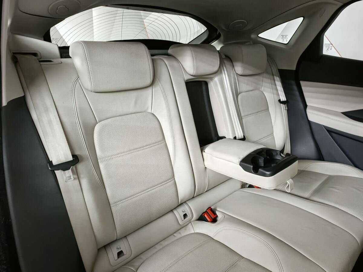 Jaguar E-Pace, 2018 Фото №13