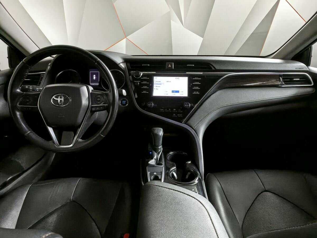 Toyota Camry, 2019 Фото №10