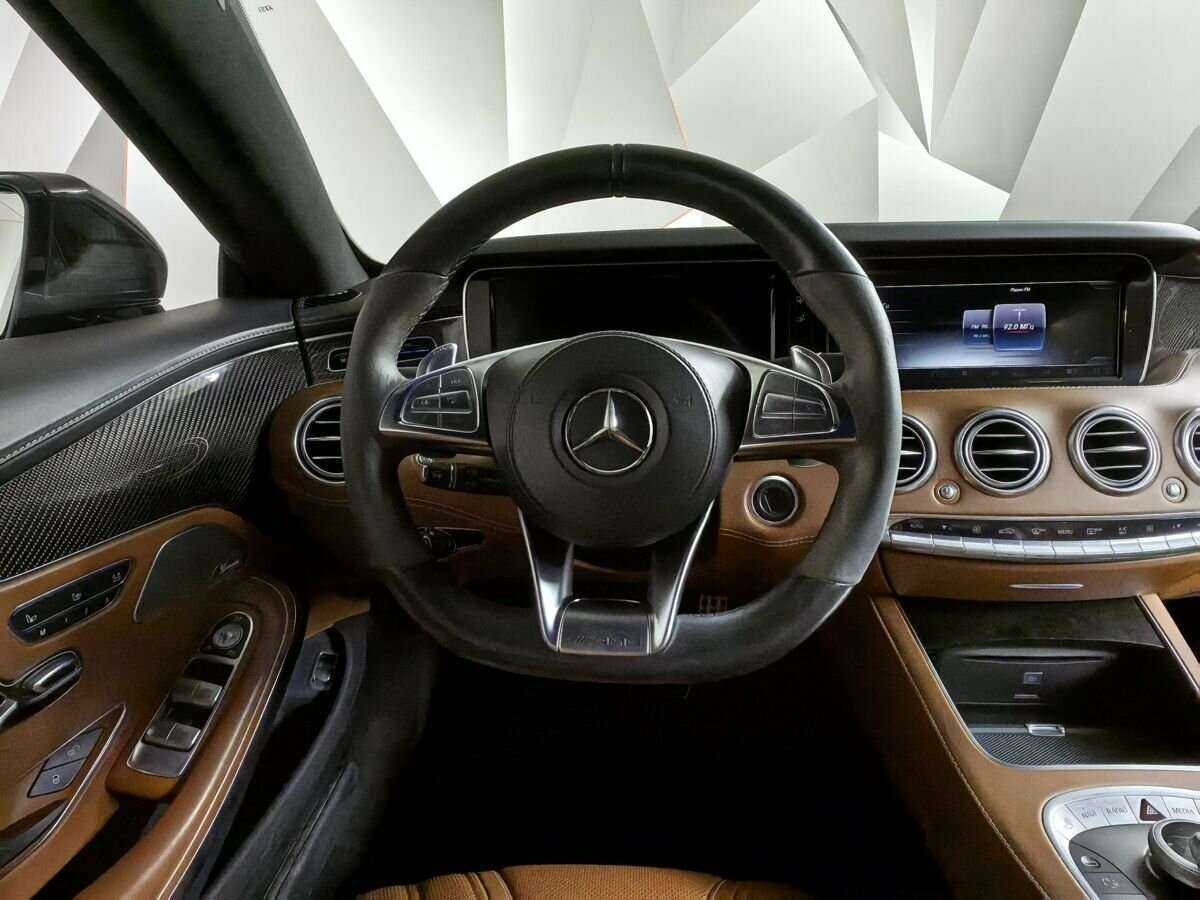 Mercedes-Benz S-Класс AMG 63 AMG, 2015 Фото №15