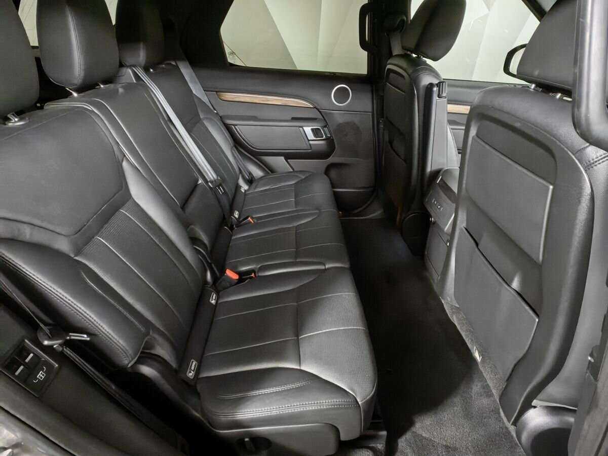 Land Rover Discovery, 2018 Фото №12