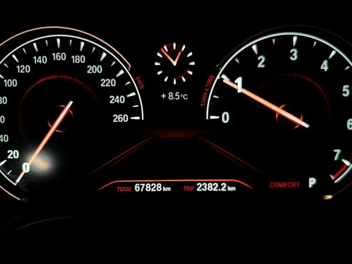 BMW 5 серии 530i xDrive, 2017 Фото №16