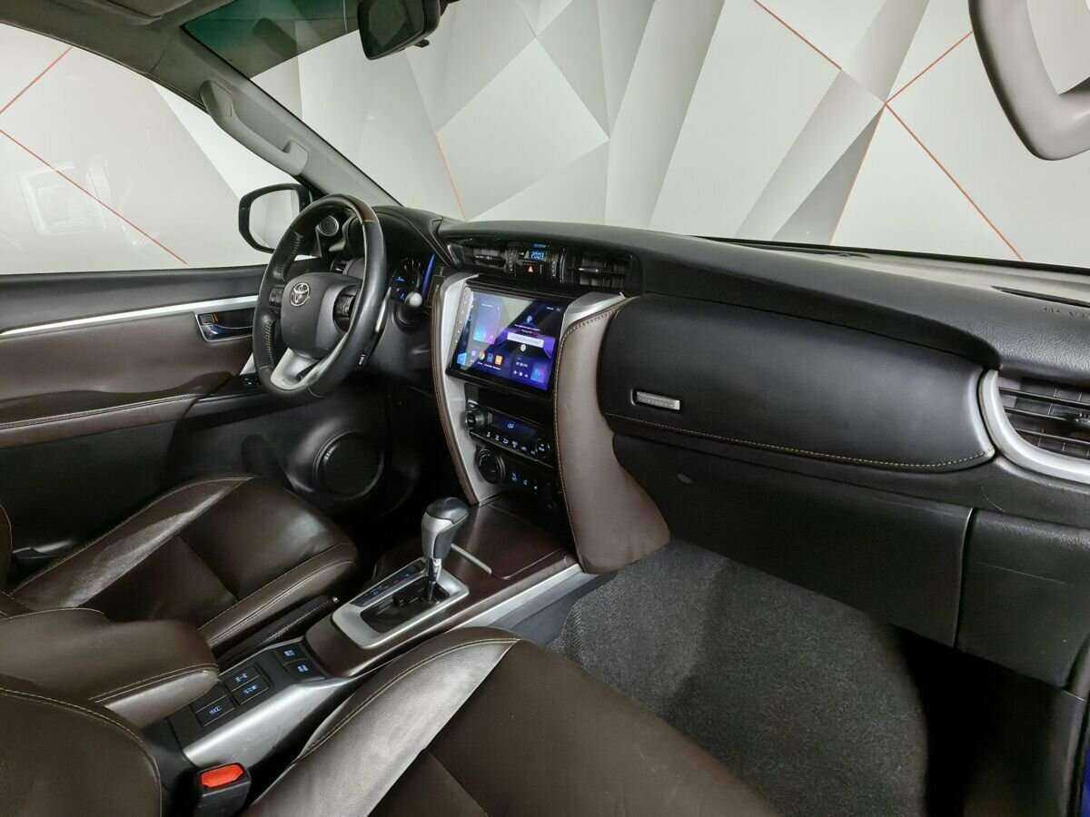 Toyota Fortuner, 2017 Фото №9
