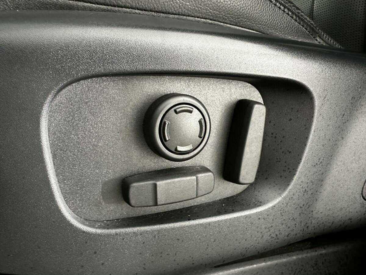 Land Rover Discovery, 2019 Фото №15