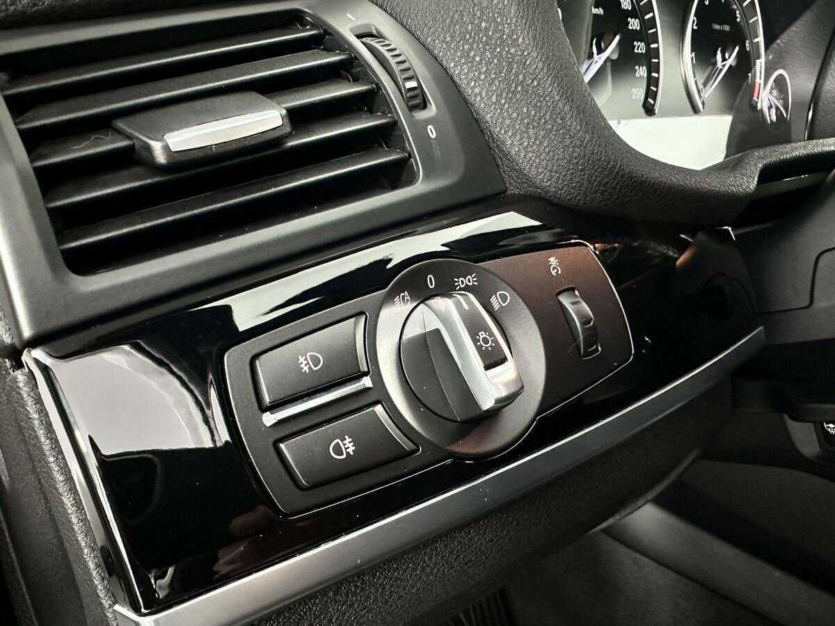 BMW X4 20i, 2015 Фото №15