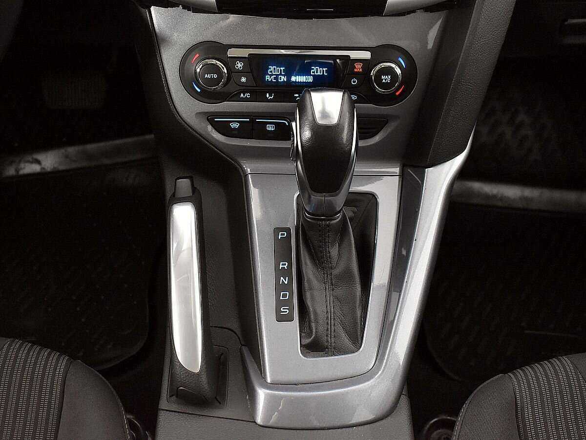 Ford Focus, 2011 Фото №12