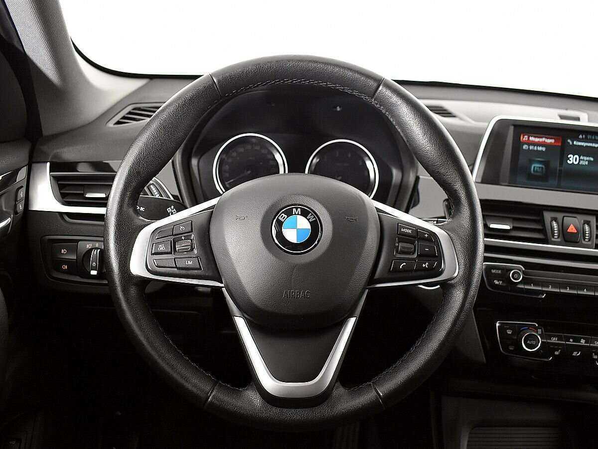 BMW X1 20i xDrive, 2020 Фото №13