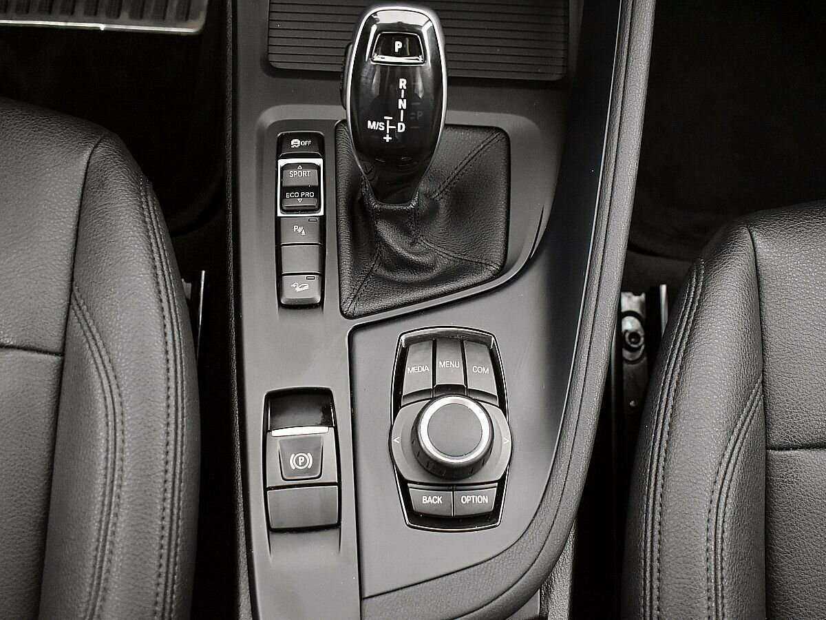 BMW X1 20i xDrive, 2020 Фото №17