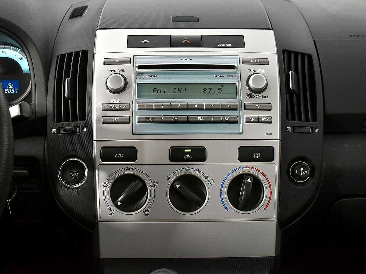 Toyota Corolla Verso, 2008 Фото №13