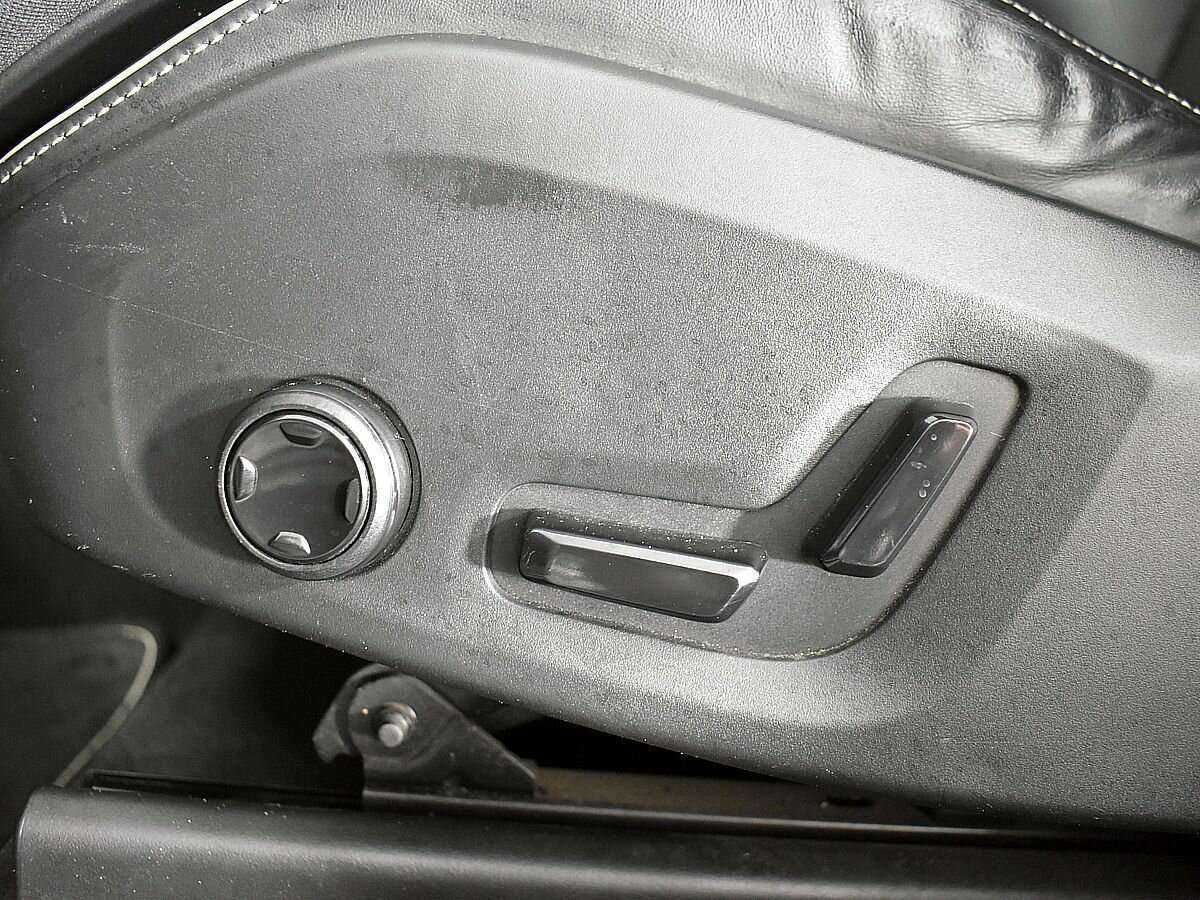 Volvo XC60, 2018 Фото №20