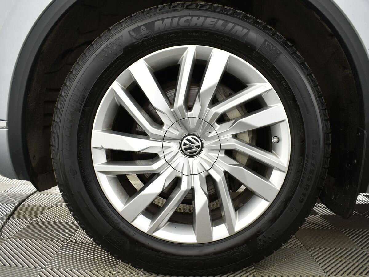 Volkswagen Touareg, 2019 - 62 935 км. | Фото №7