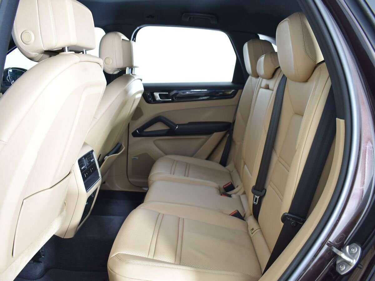 Porsche Cayenne, 2018 Фото №16