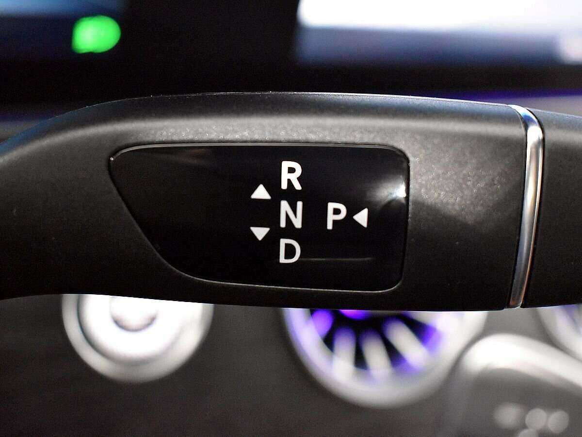 Mercedes-Benz E-Класс 200, 2020 Фото №11