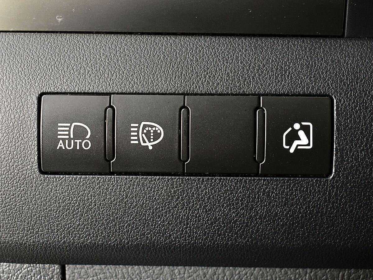 Lexus LX 570, 2016 Фото №10