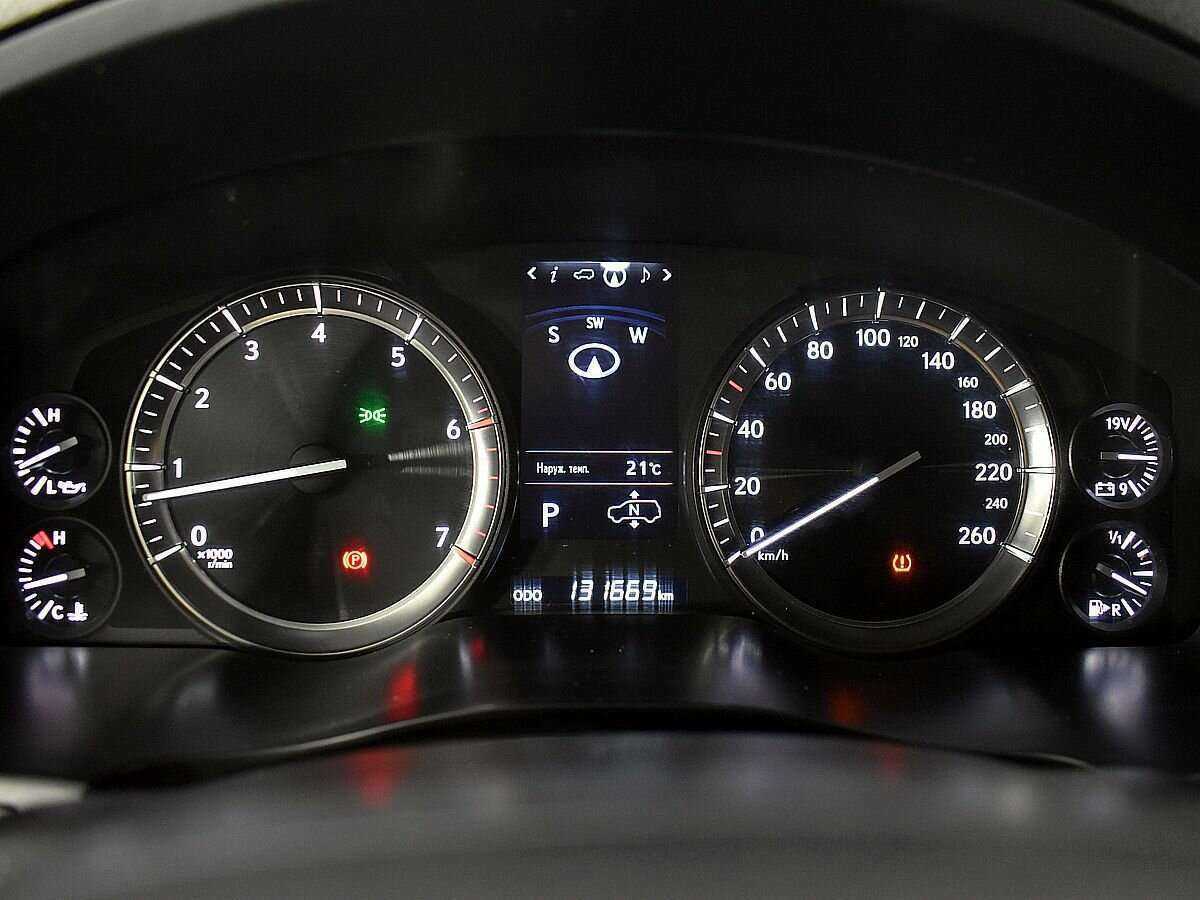 Lexus LX 570, 2016 Фото №15