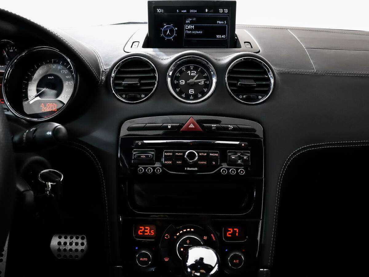 Peugeot RCZ, 2013 Фото №15