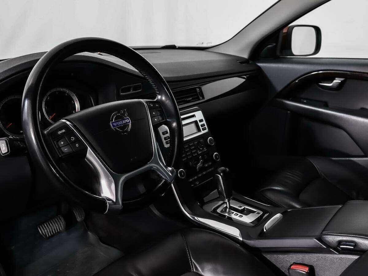 Volvo XC70, 2010 Фото №9