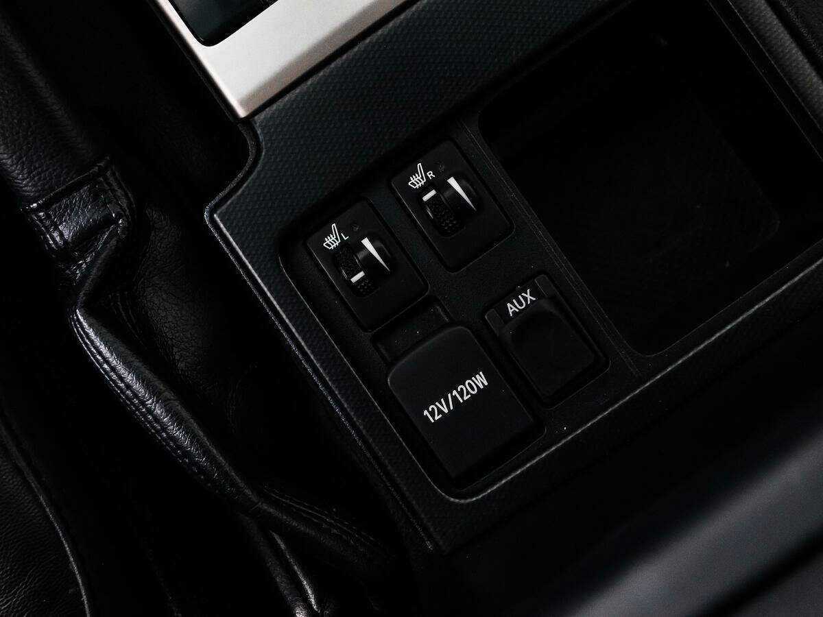 Toyota Land Cruiser Prado, 2011 Фото №12