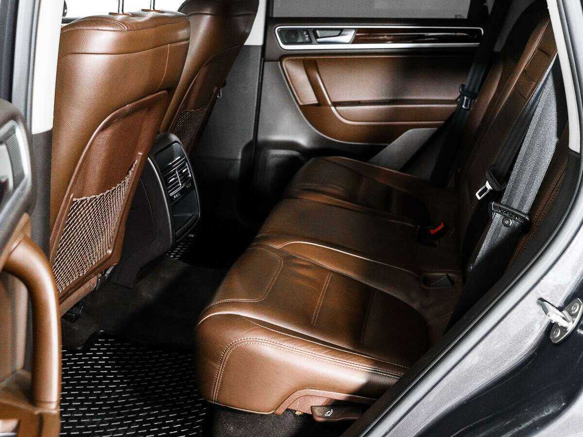 Volkswagen Touareg, 2011 Фото №11