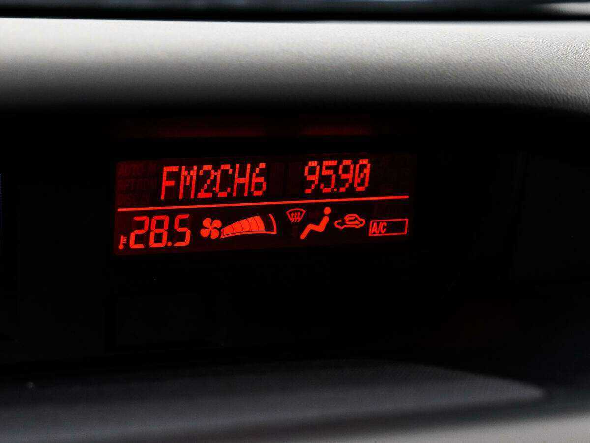 Mazda CX-7, 2010 Фото №15