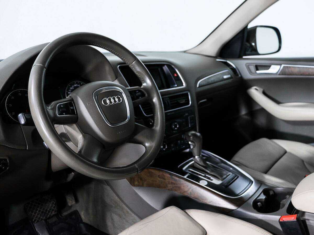 Audi Q5, 2011 Фото №9