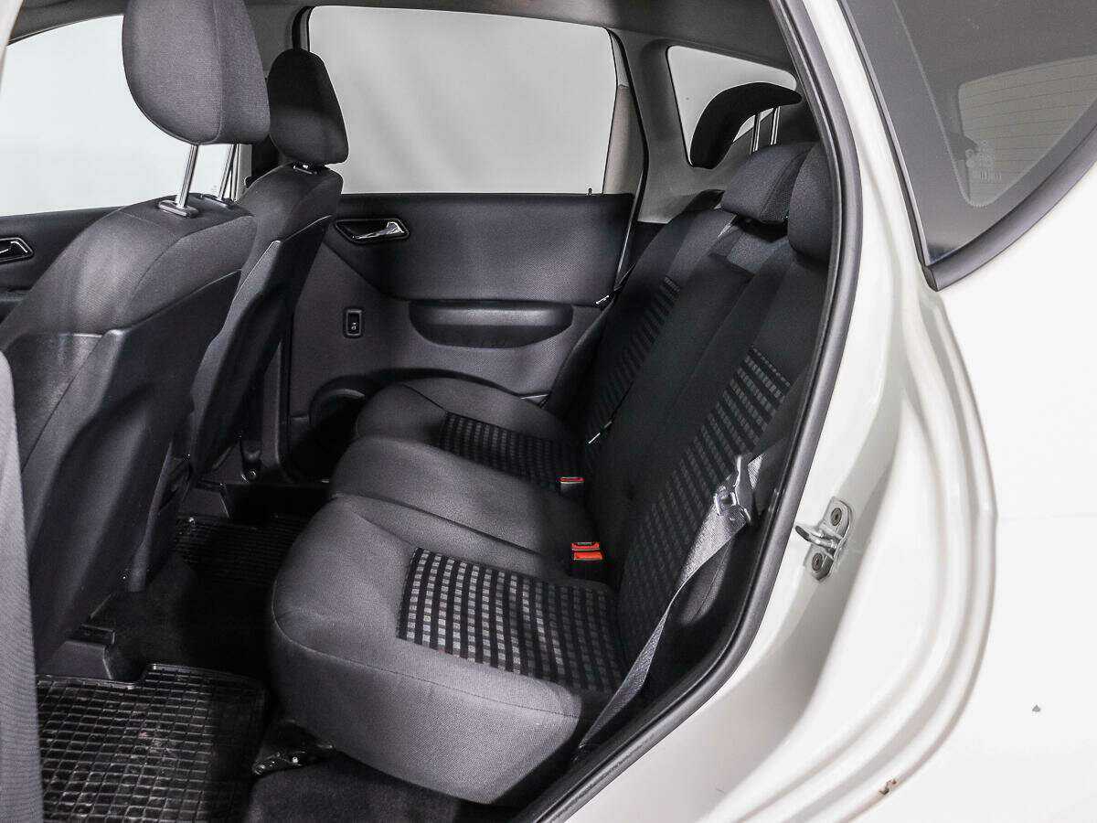 Mercedes-Benz A-Класс 180, 2010 Фото №10