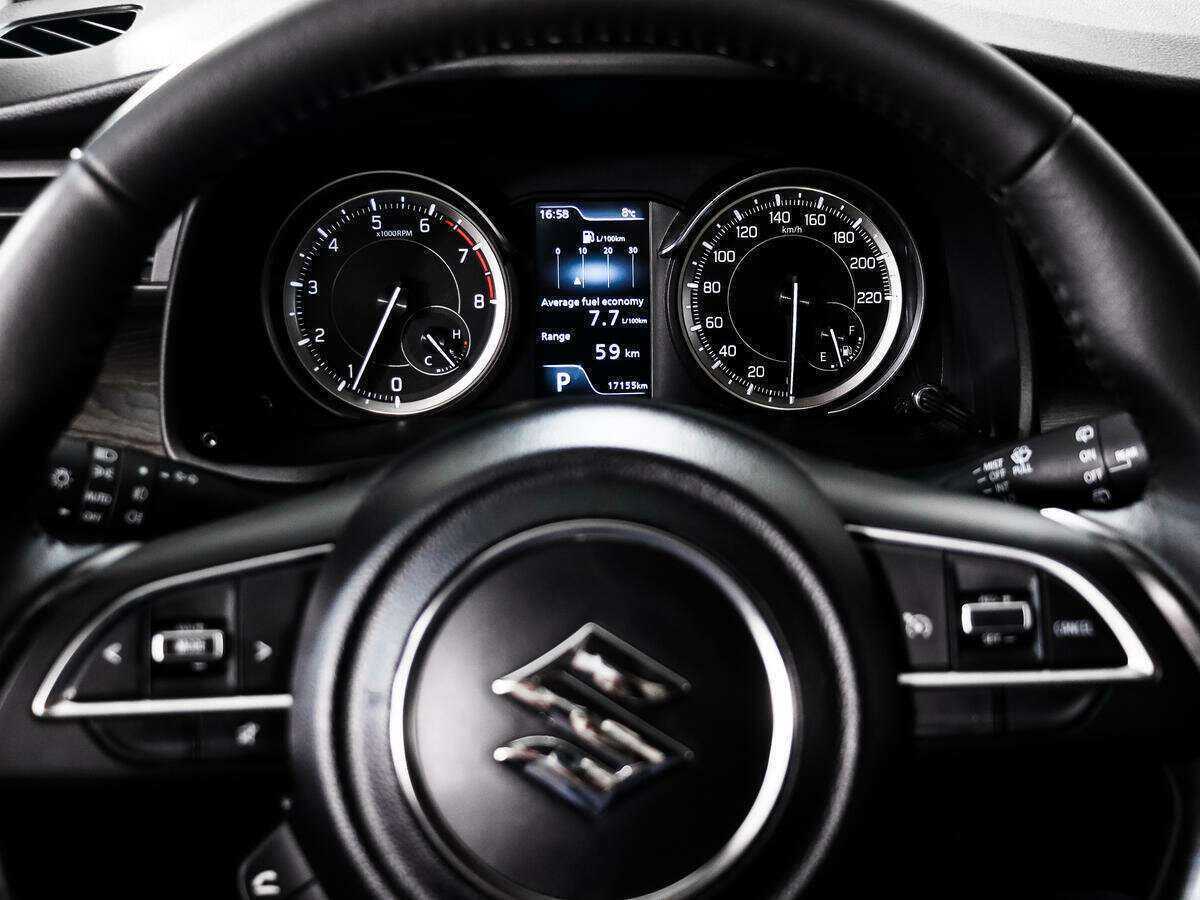 Suzuki Ertiga, 2022 Фото №18