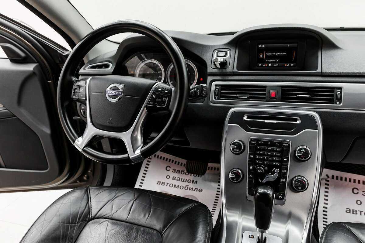 Volvo XC70, 2011 Фото №10